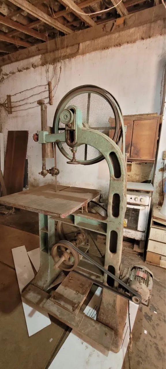 Serra de Fita Ferro fundido 800mm com motor trifásico  - Foto 5