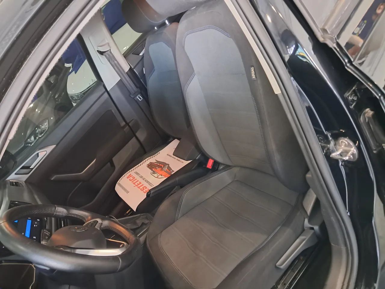 Volkswagen Nivus Comfortline 1.0 200 TSI Flex Aut., foto 5 de 10