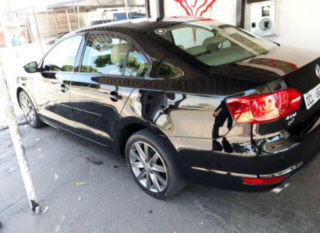 Jetta 2.0 - Foto 4