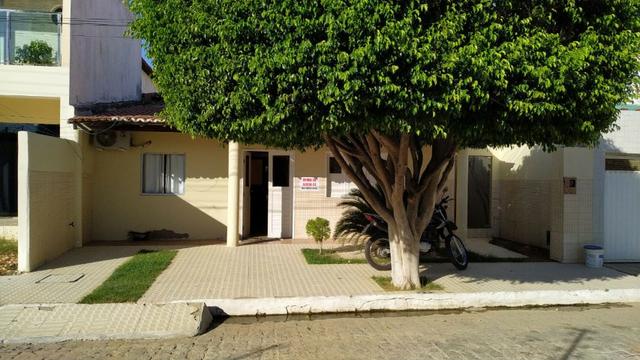 Vendo casa em Condomínio Fechado no centro de Juazeiro