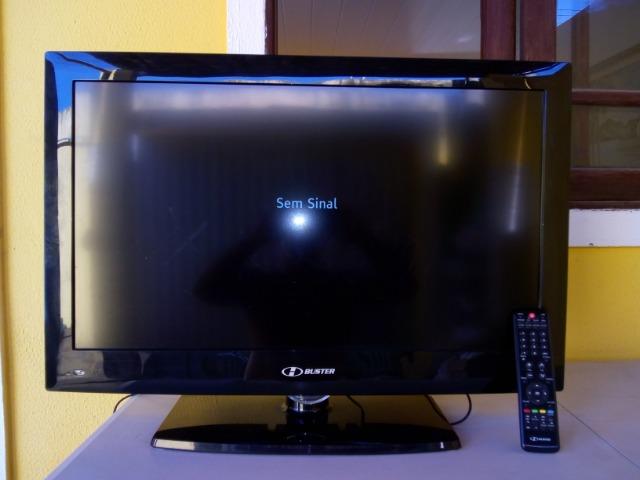 TV 32" LCD Buster