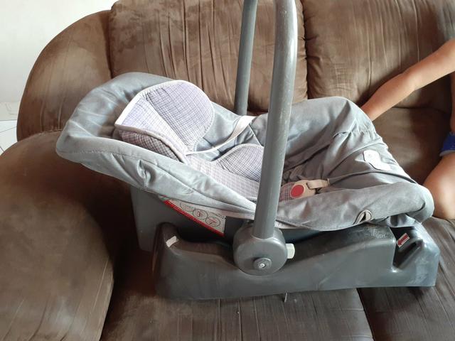 Bebê conforto com base