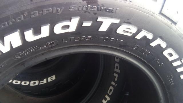 Pneu Bf 285/70r17 MUD - Foto 7