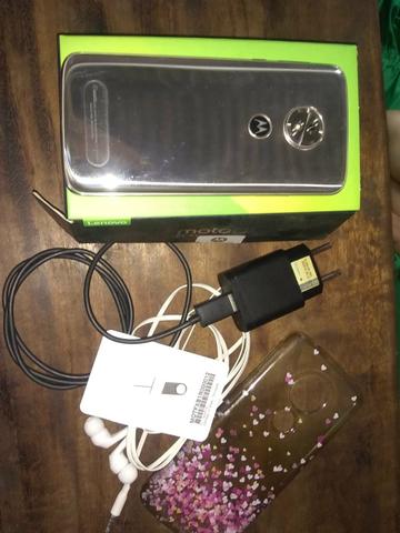 Moto G6 play