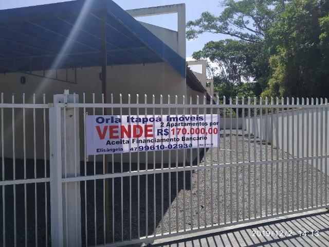 Oferta 2 aptos por 170 mil no asfalto a 200 m do mar