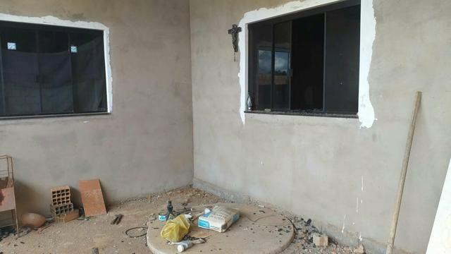 Vendo ou troco casa 65 mil - Foto 4