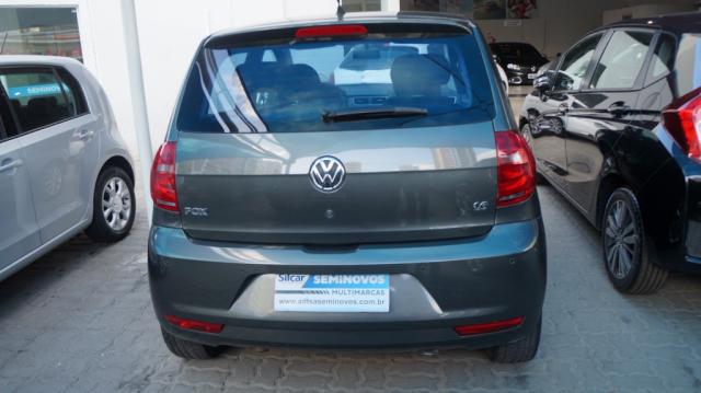 VOLKSWAGEN FOX 1.6 MI 8V FLEX 4P MANUAL - Foto 5