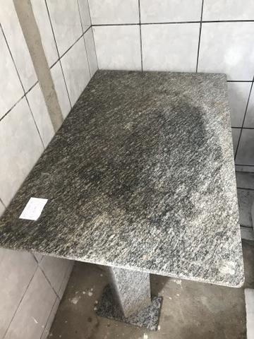 Mesa de mármore