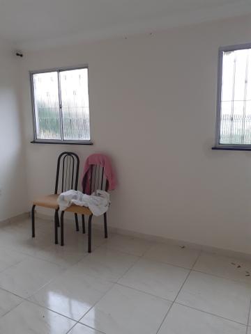 Aluga-se uma casa no final de linha Mata escura