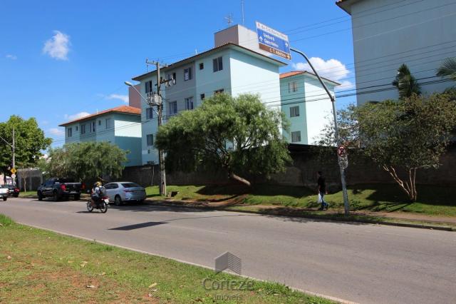 Apartamento com 2 quartos no Sitio Cercado.