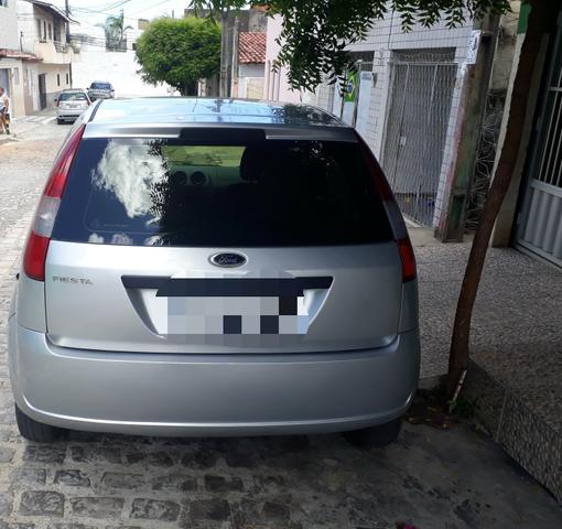 Carro básico. ótimo estado