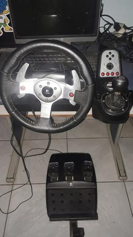 Volante G25 logitech completo