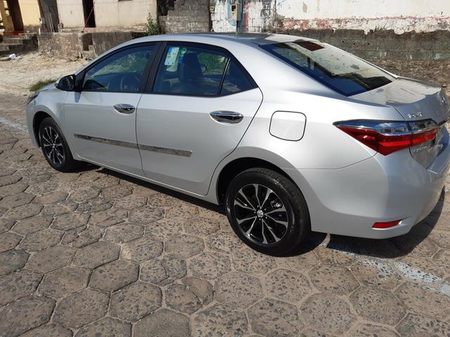 Corolla muito novo