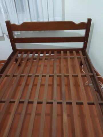 Vendo cama embuia
