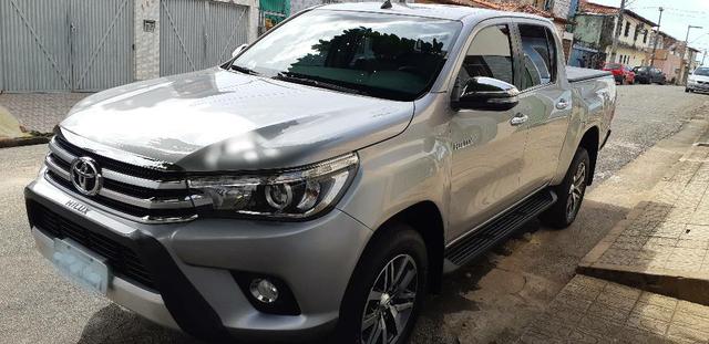Hilux SRX