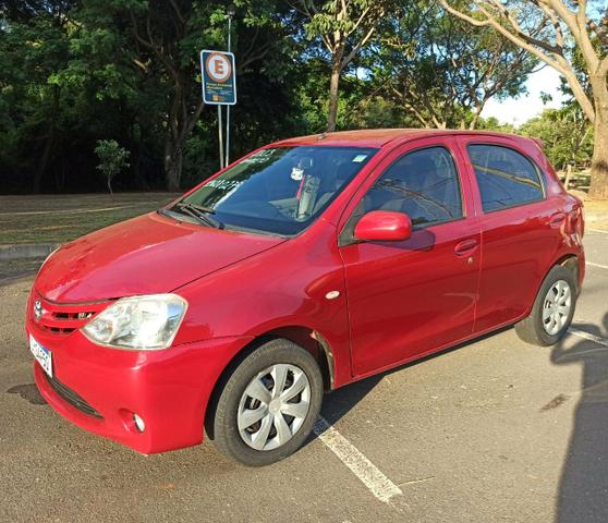 Etios - Foto 2