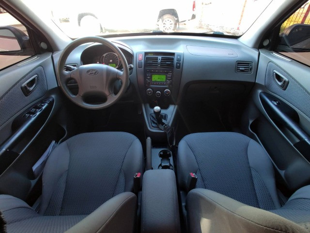 Hyundai Tucson GL 2.0 - Manual - 2010 - Foto 6