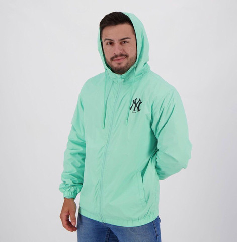 Jaqueta Corta-Vento MLB New York Yankees New Era Basic Sazonal Quad Masculina - Verde - Foto 5