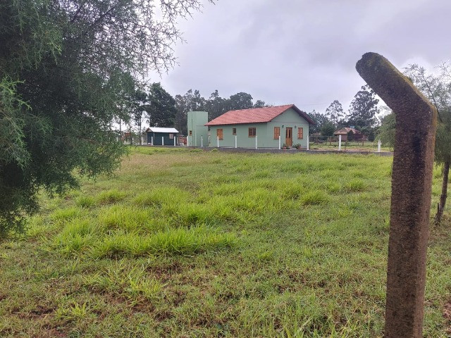 Velleda oferece sítio 1400 m² escriturado condomínio fechado próx comércios