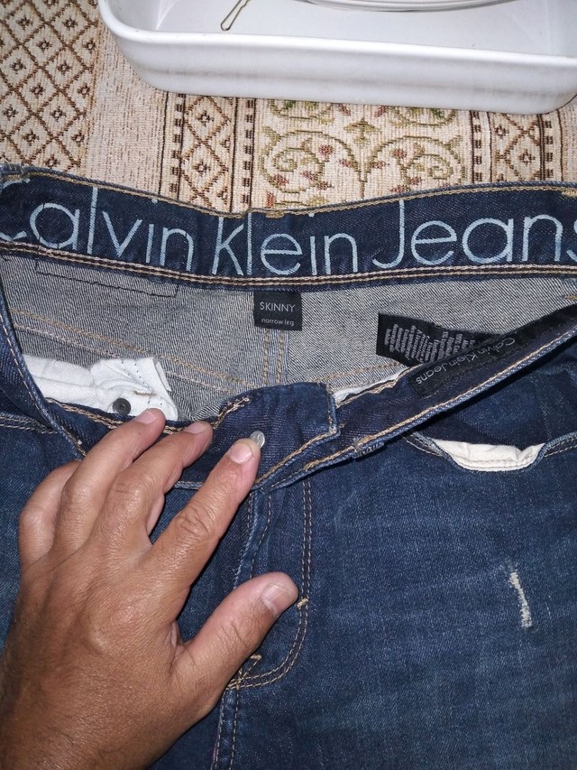 Calça jeans feminina calvin klein  - Foto 3