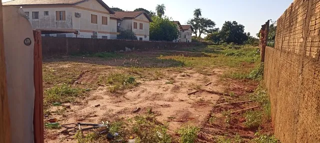 Excelente terreno a duas quadras da Afonso pena