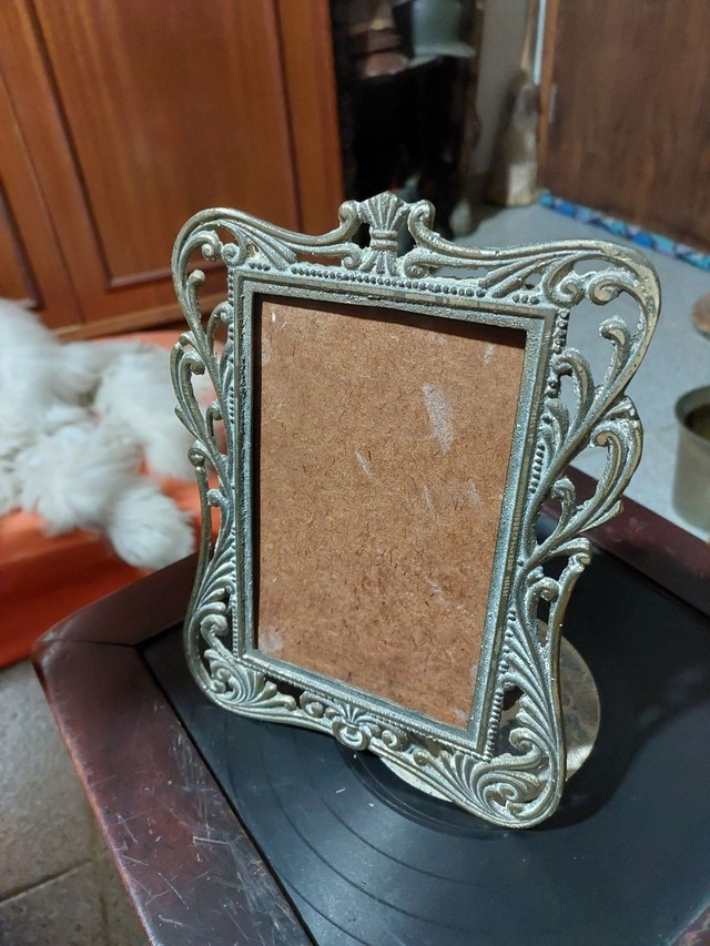 MOLDURA ANTIGA EM BRONZE 