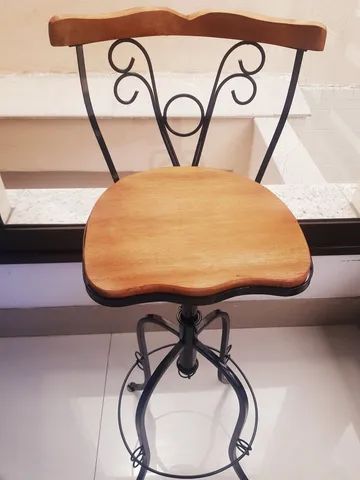 Banqueta Bistrô Ajustável e Giratória Versalhes  - Foto 4