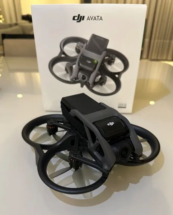 Drone DJI Avata com goggles integra, controle FPV 2, Motion 2 e maleta rígida
