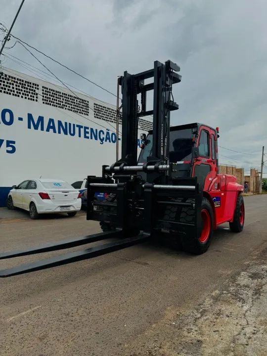 Locação de Empilhadeira 10.0T diesel - Foto 2