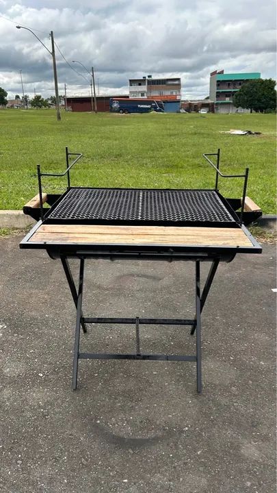 Churrasqueira dobrável em aço com grelha - Foto 3