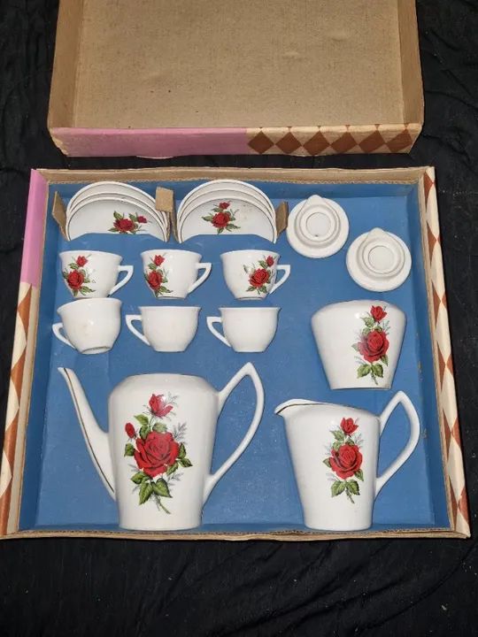 Conj de Porcelana Pozzani 70s