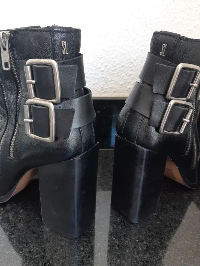 Bota média Em COURO Santa Lolla original - Foto 2