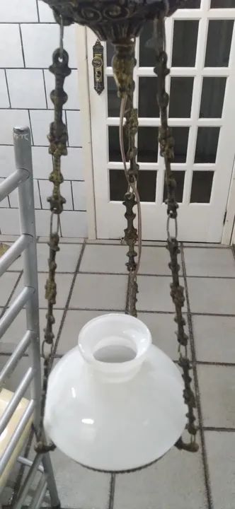 Vendo lustres bronze super novo  - Foto 2