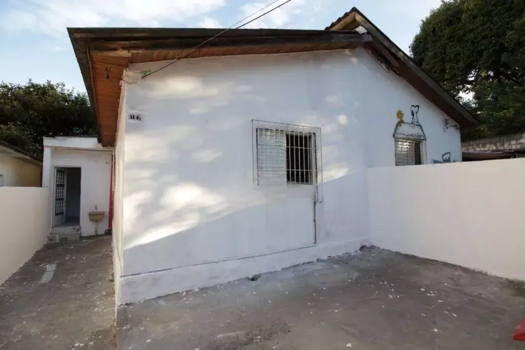 Terreno com 3 casas a venda no Jaguaré
