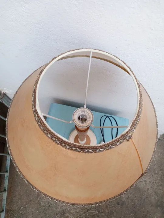 Abajur travertino/madeira  - Foto 3