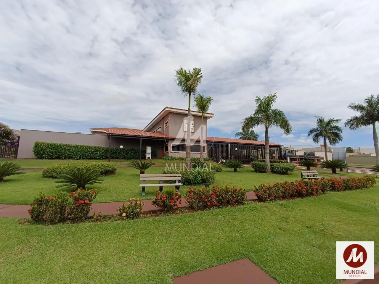 Terreno (terreno em condominio fechado) , portaria 24 horas, lazer, espaço gourmet, salão 