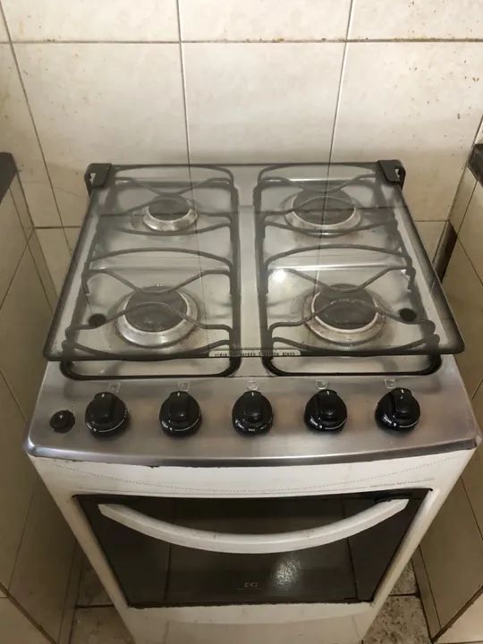 Fogão Eletrolux 4 Bocas - Foto 2