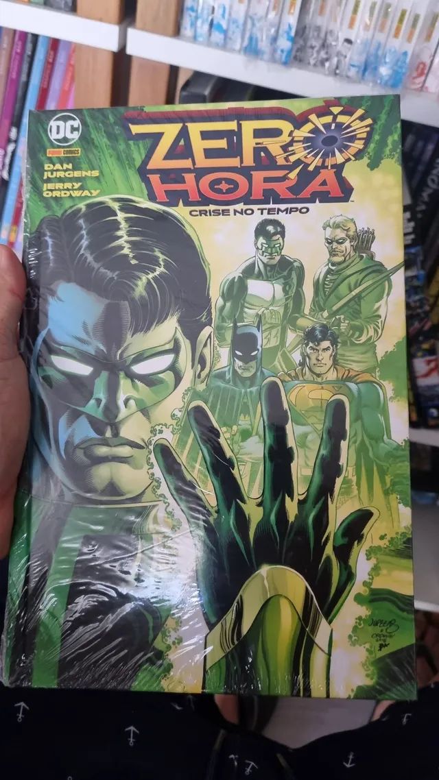 Hqs Dc - Especiais - Batman, crise nas múltiplas terras, crise nas Infinitas terras