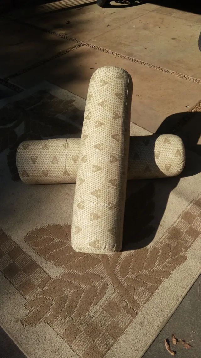2 Rolos da cabeceira 