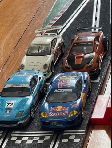 Autorama SCX GT com 2 carros extras!
