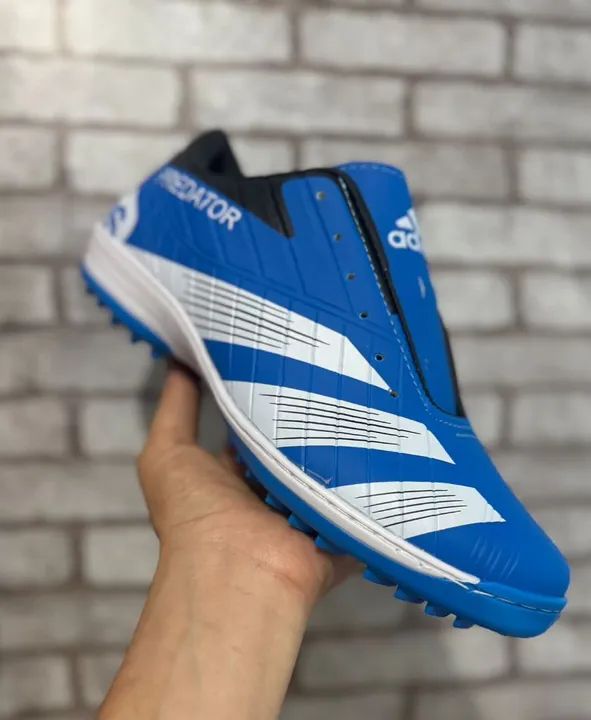 Chuteira Society é futsal 