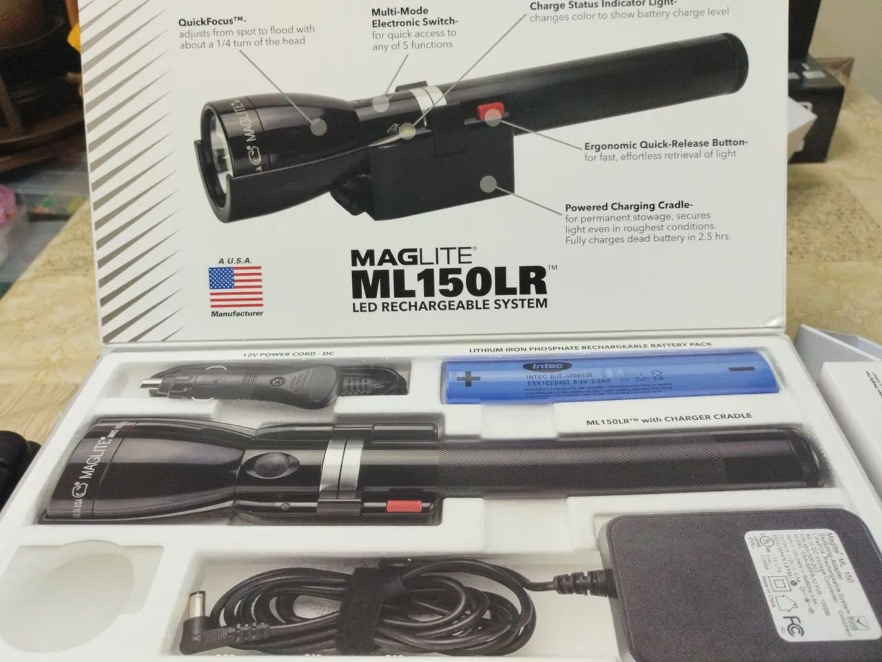  Lanterna Mag-Lite ML150LR LED Recarregável 