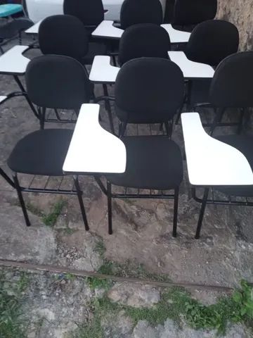 Cadeira escolar estofada reformada