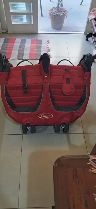 Carrinho de Bebê Duplo City mini Jogger- Usado - Foto 6