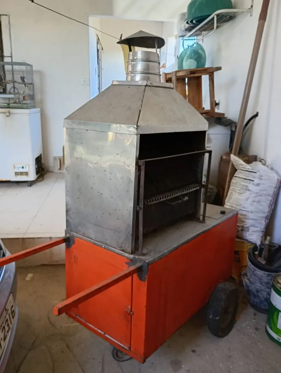 Churrasqueira portátil - ideal para eventos