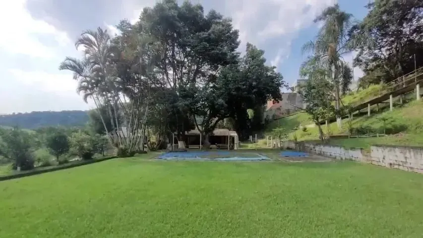 Chácara terreno plano com 4.000 metros , 4 dormitórios , piscina , à venda por $ 970 mil