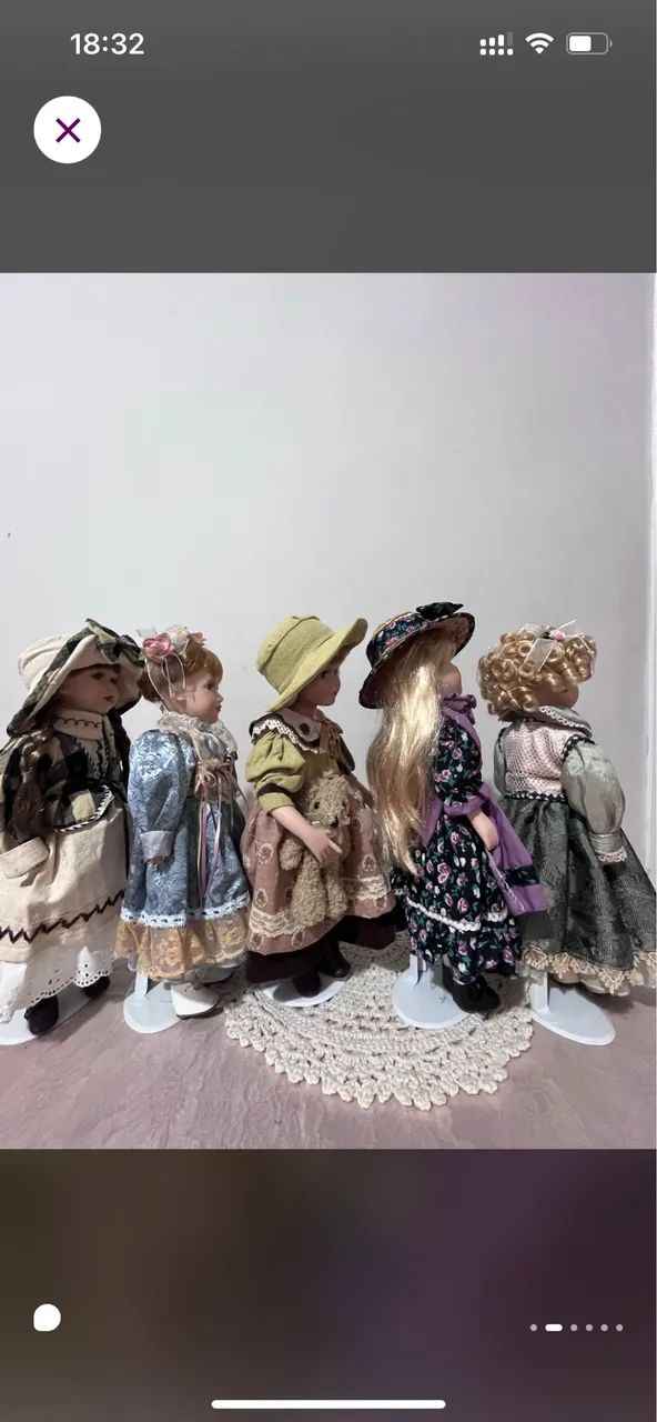 Bonecas d e porcelana