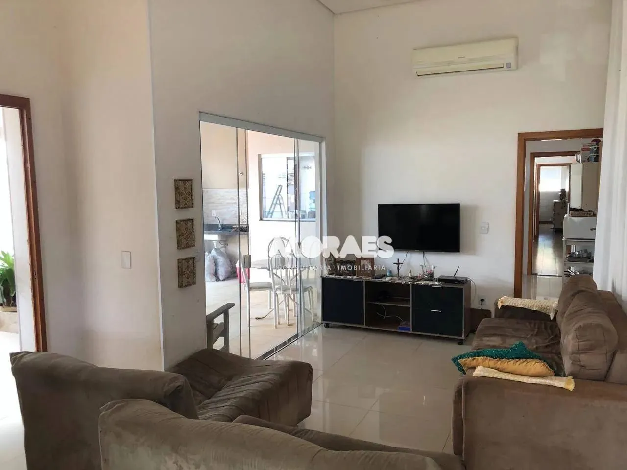 Casa em Condomínio Fechado com 3 dormitórios à venda, 200 m² por R$ 790.000 - Residencial