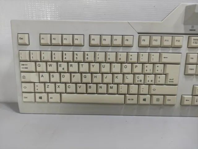 Teclado Fujitsu Usb Abnt2 Ç Raro Pc Retro Bm9 (Usado) - Foto 2