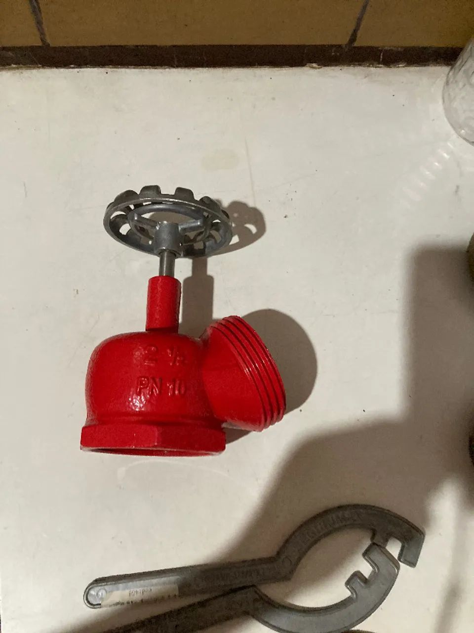 Válvula de hidrante  2 1/2 ''64301537964674120